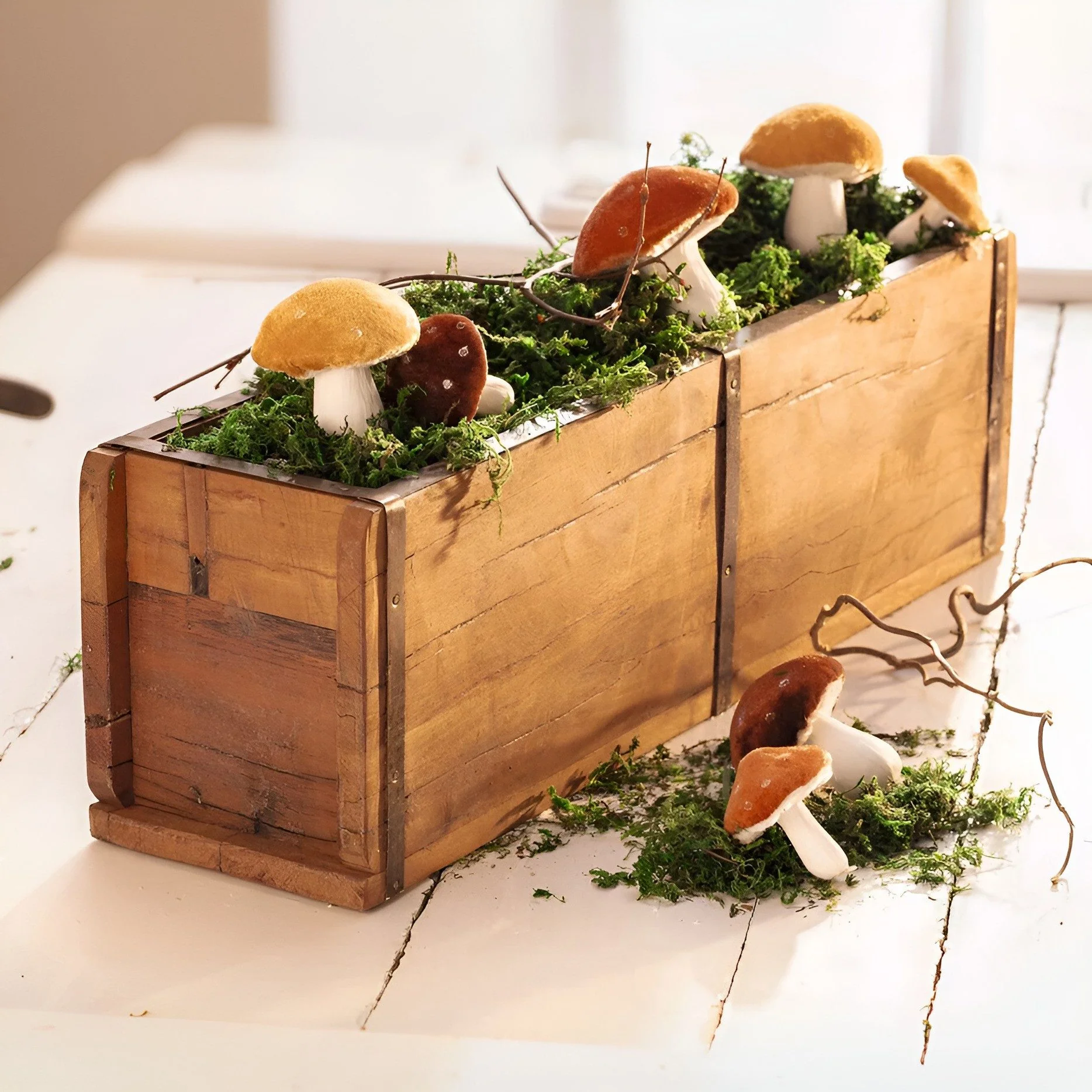 DEKOLEIDENSCHAFT Blumenkasten aus Holz mit Metallverzierungen, rustikal, rechteckiger Blumenkasten
